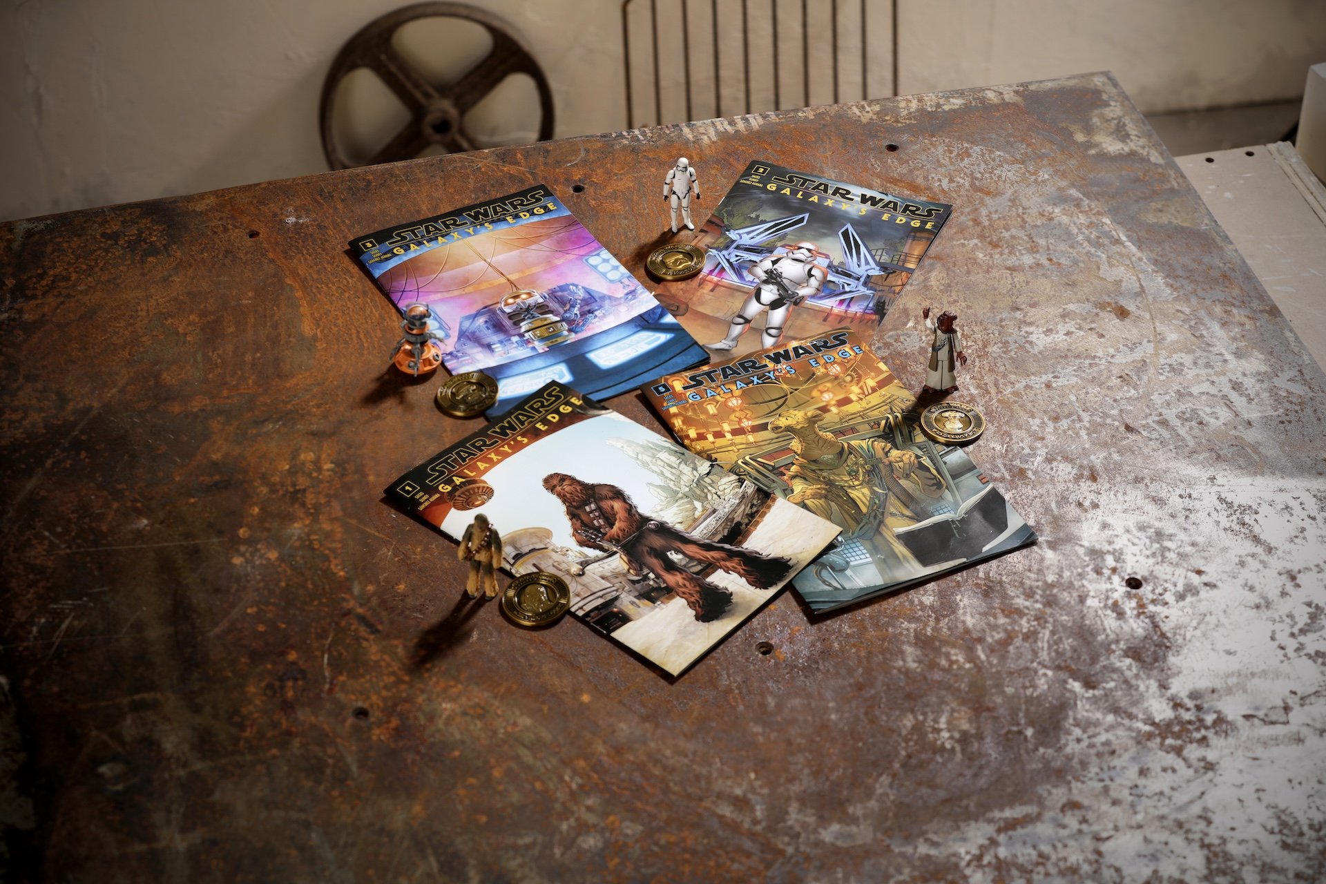 New Star Wars Galaxy's Edge Comic Book Set Collection on Disney